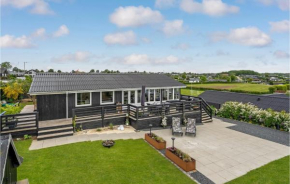 Beautiful Home In Hejls With Wifi Hejls